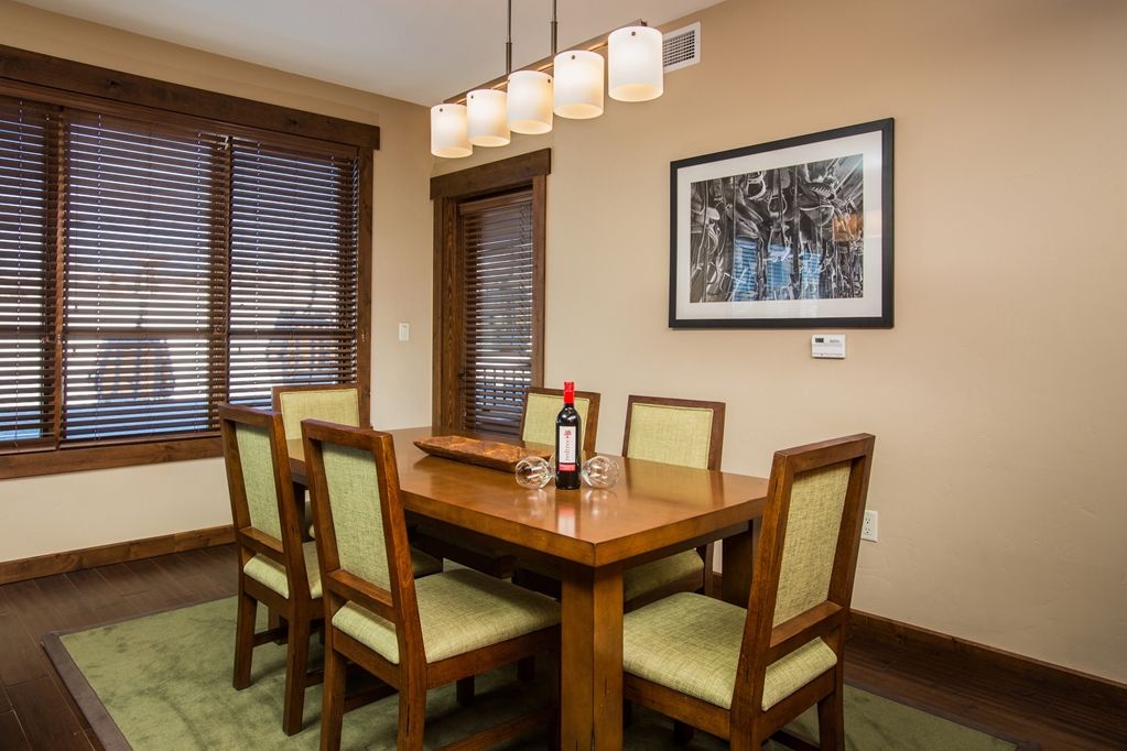 Trailhead Lodge Steamboat Springs Room photo