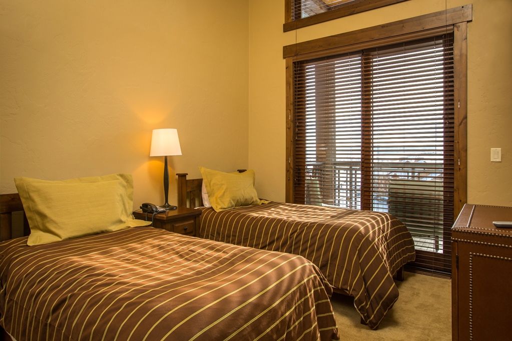 Trailhead Lodge Steamboat Springs Room photo
